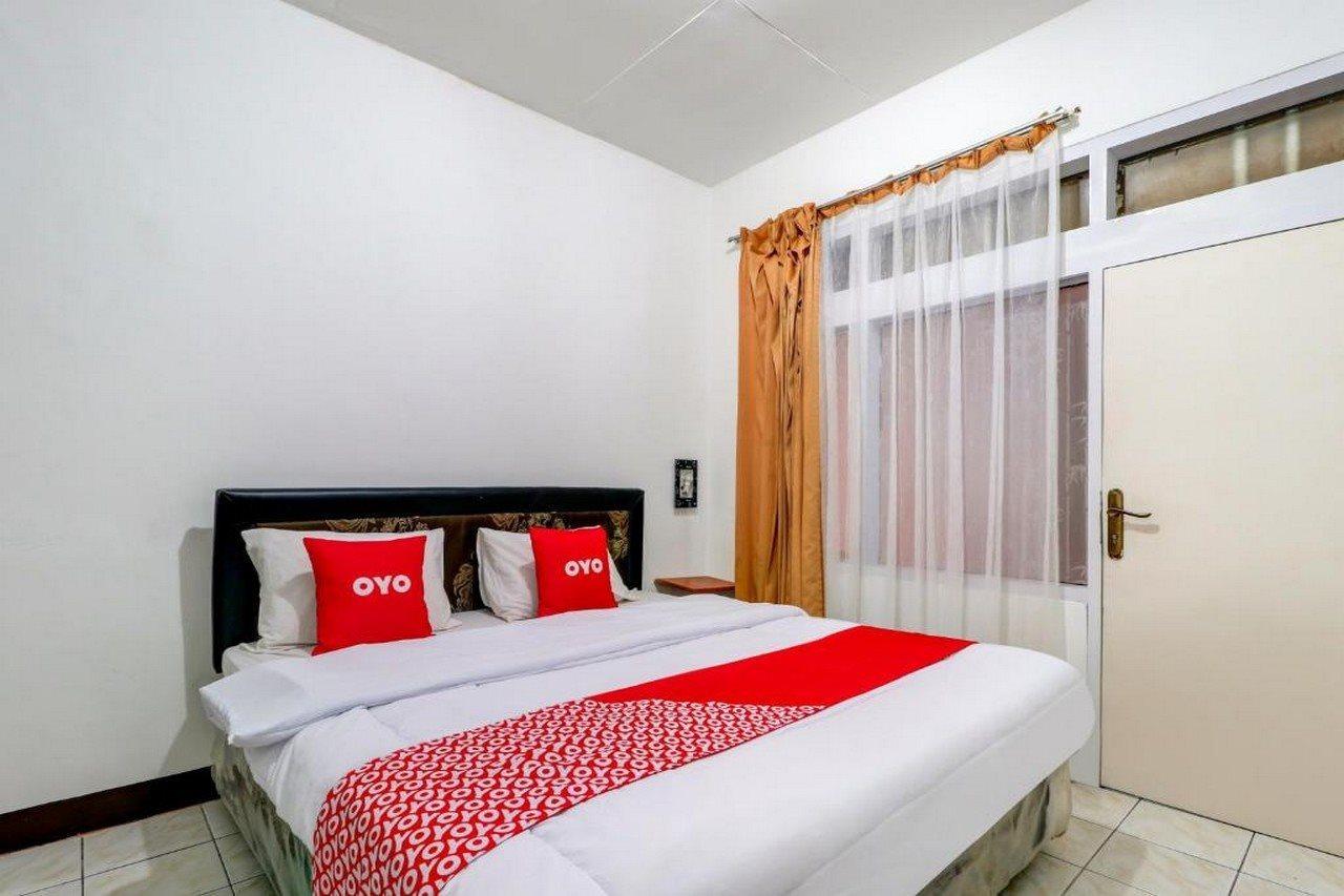 Oyo 3341 Ten Guest House 반둥 외부 사진